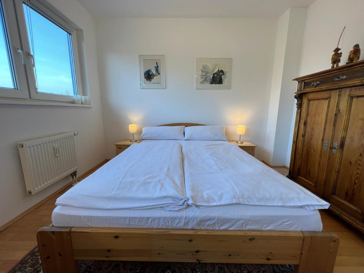 Maisonette Penthouse Fuer 8 Personen By Rabe - Free Netflix & Kostenloser Parkplatz & Grosse Terrasse Karlsruhe Kültér fotó