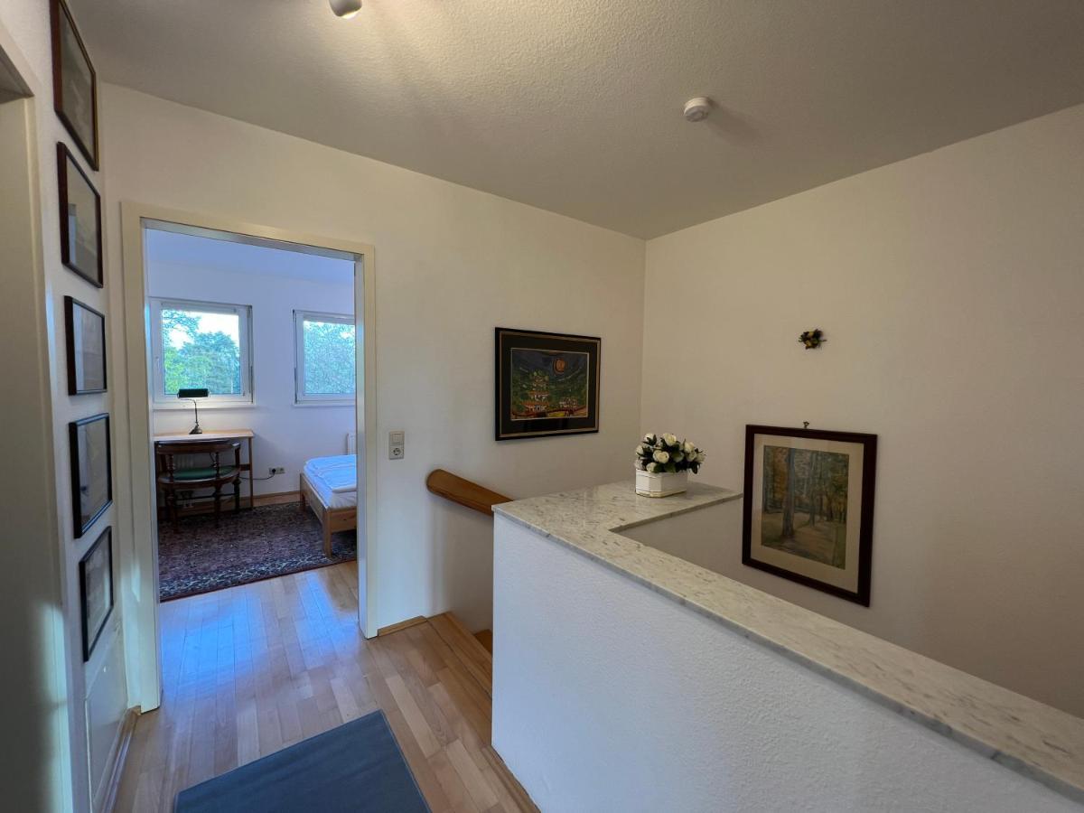 Maisonette Penthouse Fuer 8 Personen By Rabe - Free Netflix & Kostenloser Parkplatz & Grosse Terrasse Karlsruhe Kültér fotó